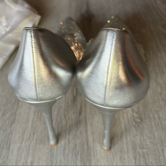 Badgley Mischka Gisele Pump size 9 - Picture 9 of 16